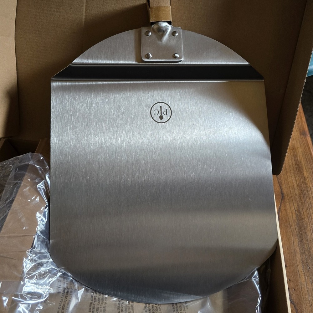Pampered Chef Metal Pizza Peel Stainless Steel Wood Handle Silver #101401